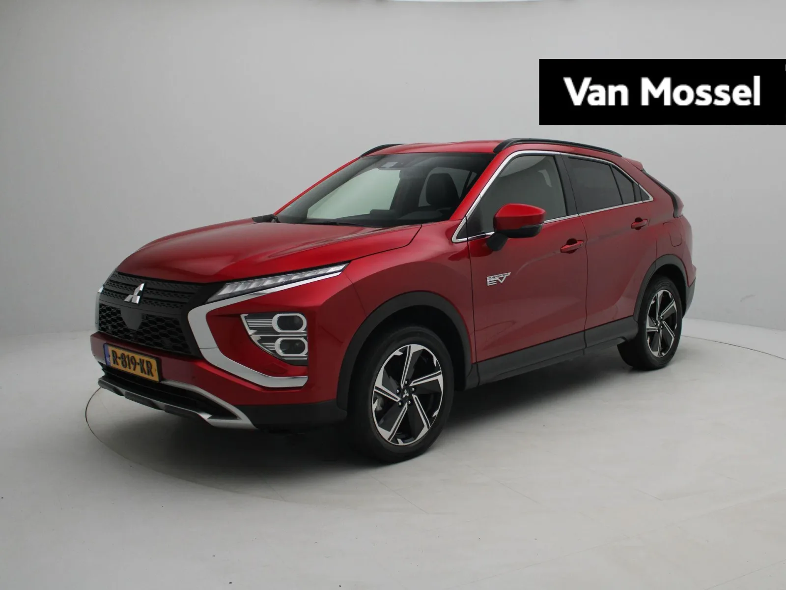 Mitsubishi Eclipse Cross (2022) — foto 1