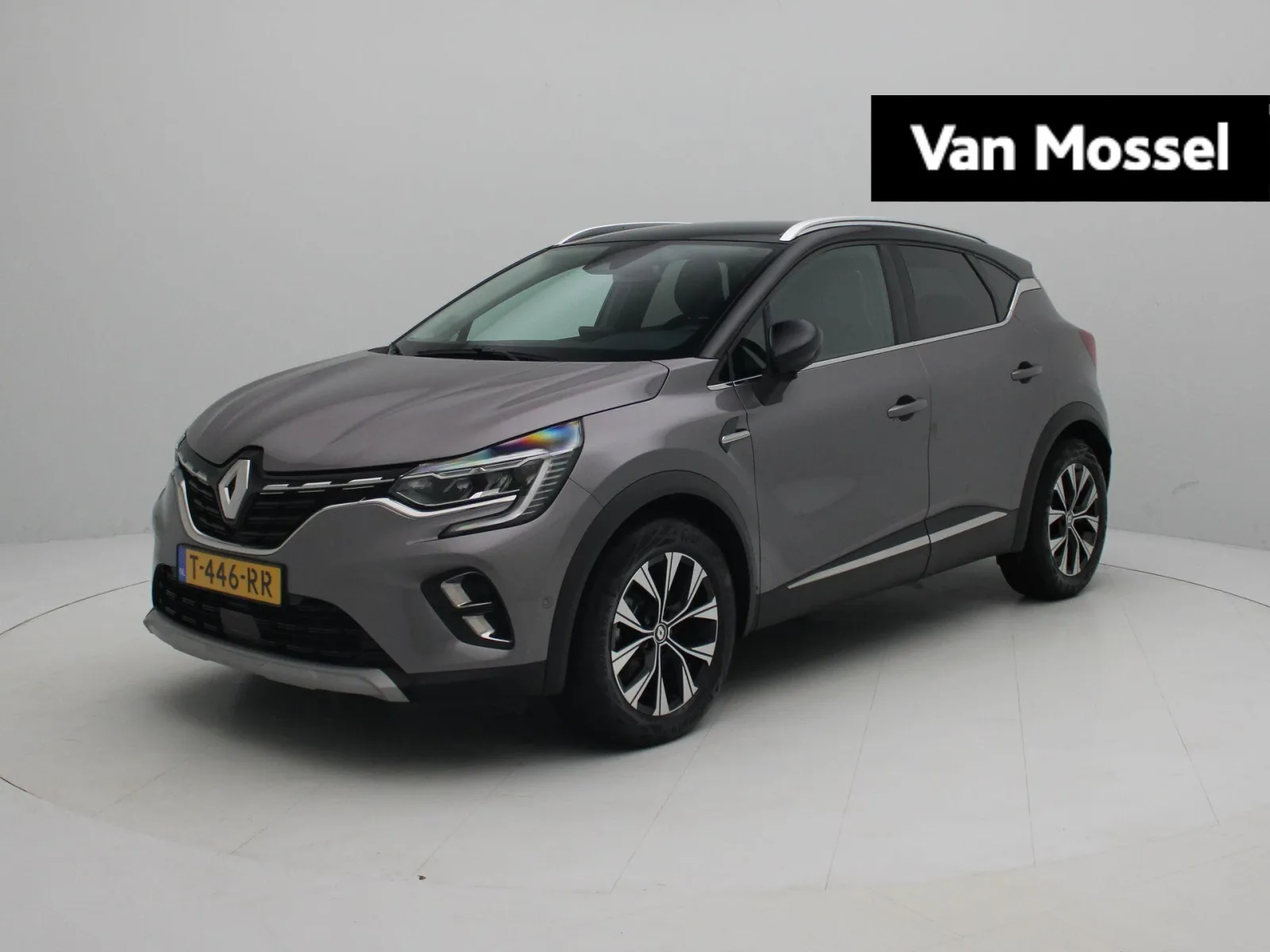 Renault Captur (2023) — foto 1