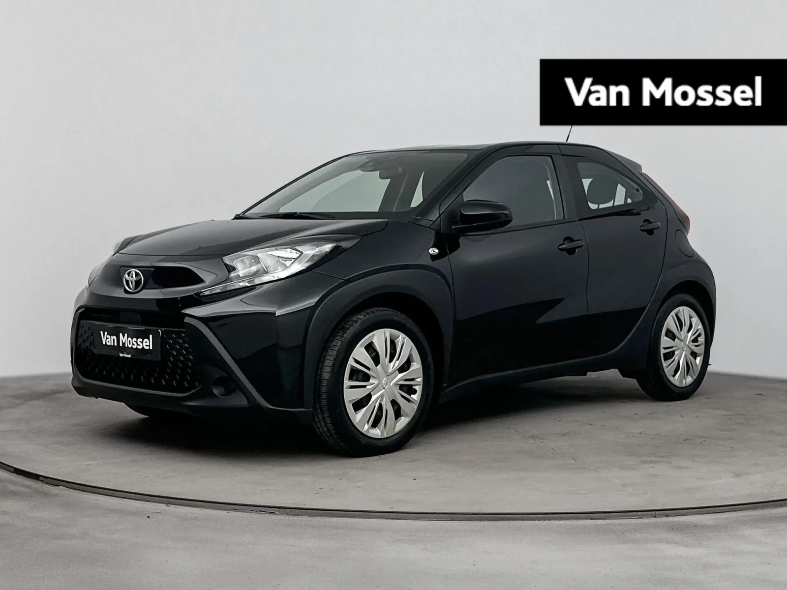 Toyota Aygo X (2023) — foto 1