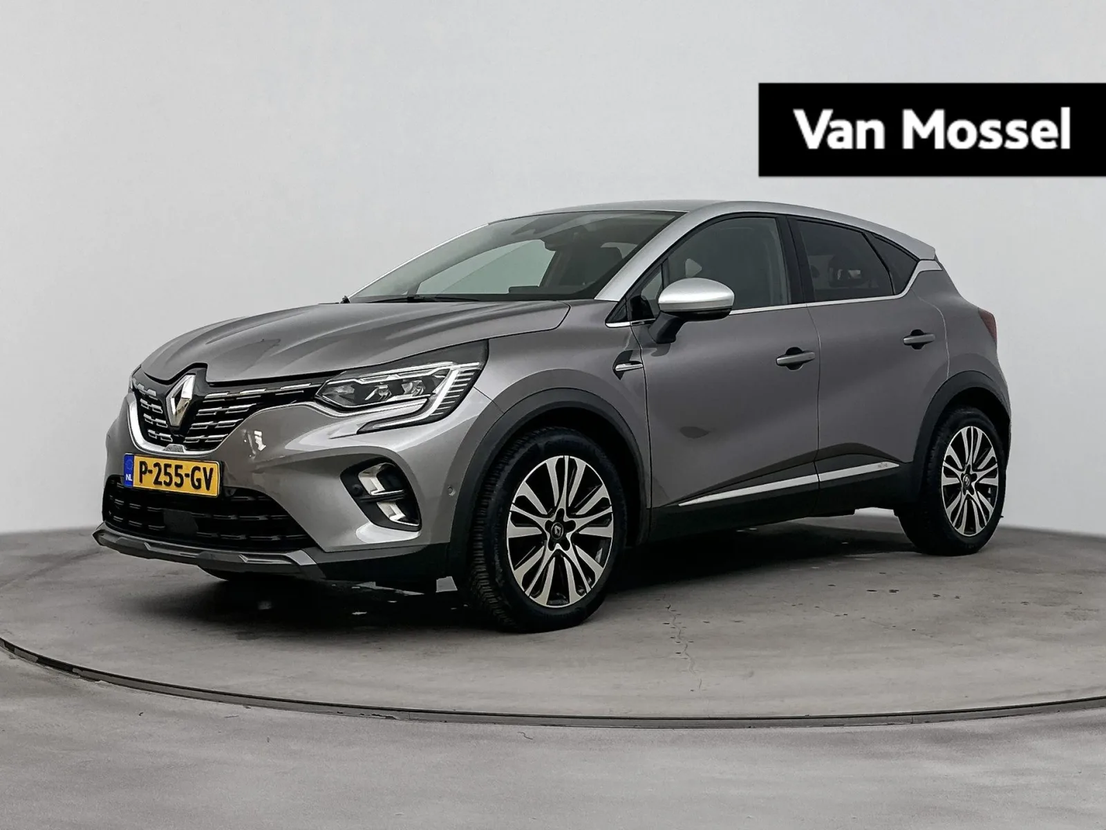 Renault Captur (2021) — foto 1