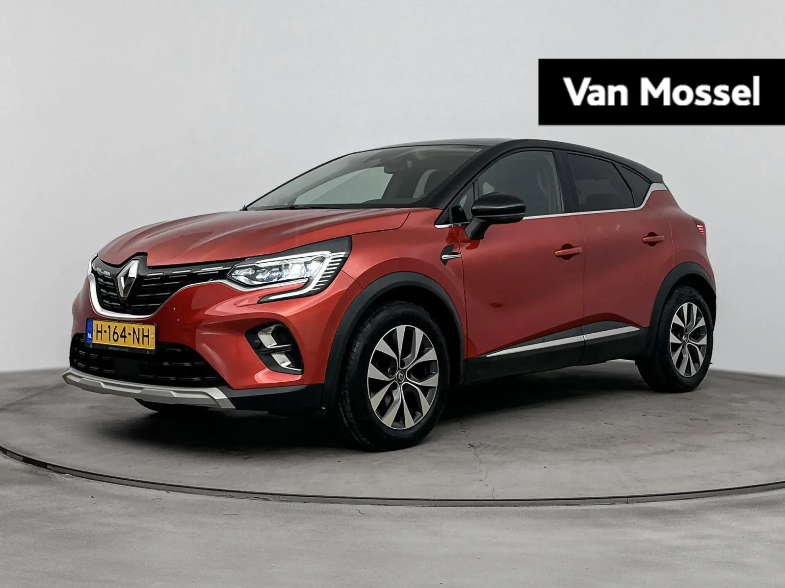 Renault Captur (2020) — foto 1