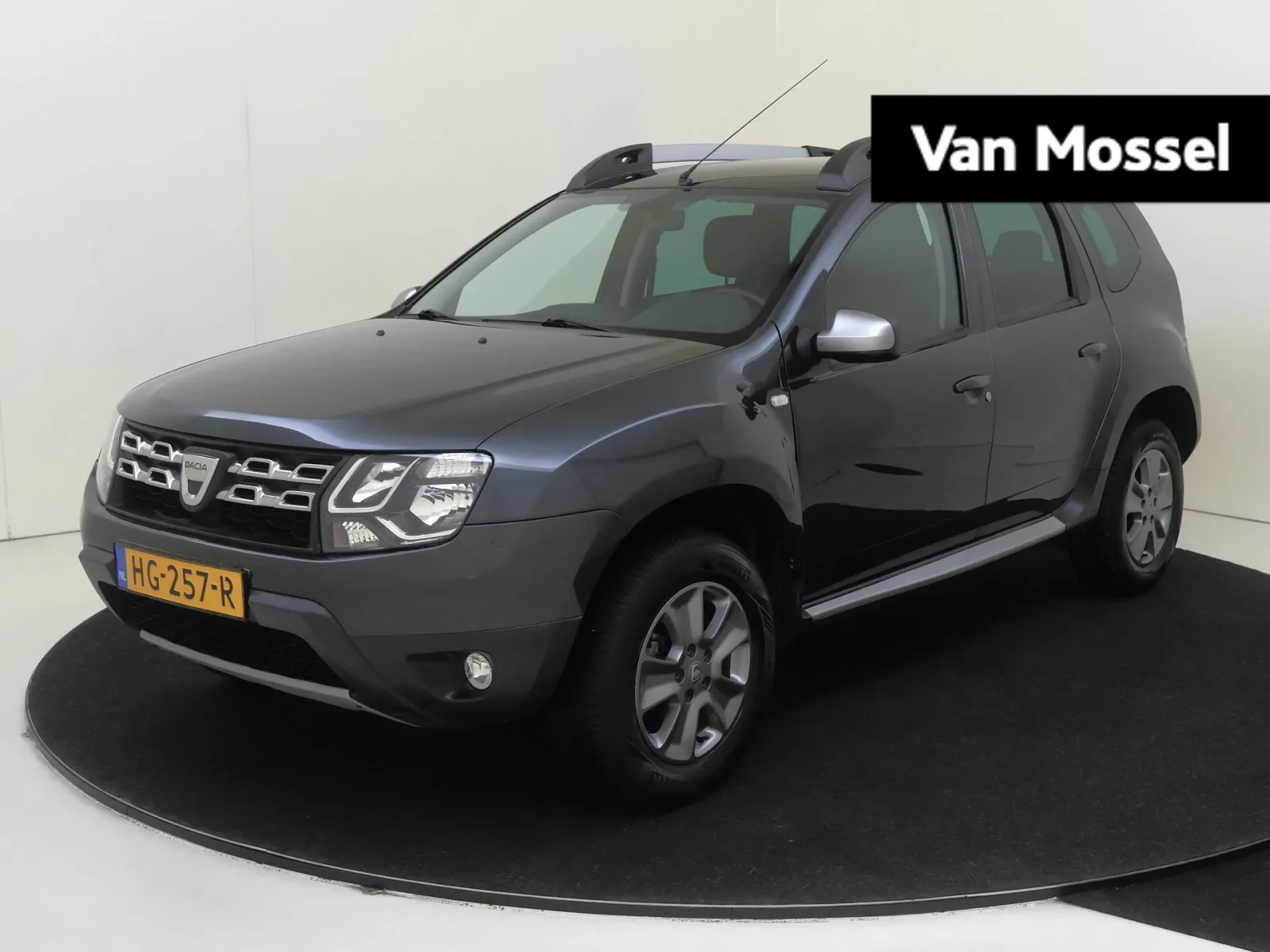 Dacia Duster (2015) — foto 1