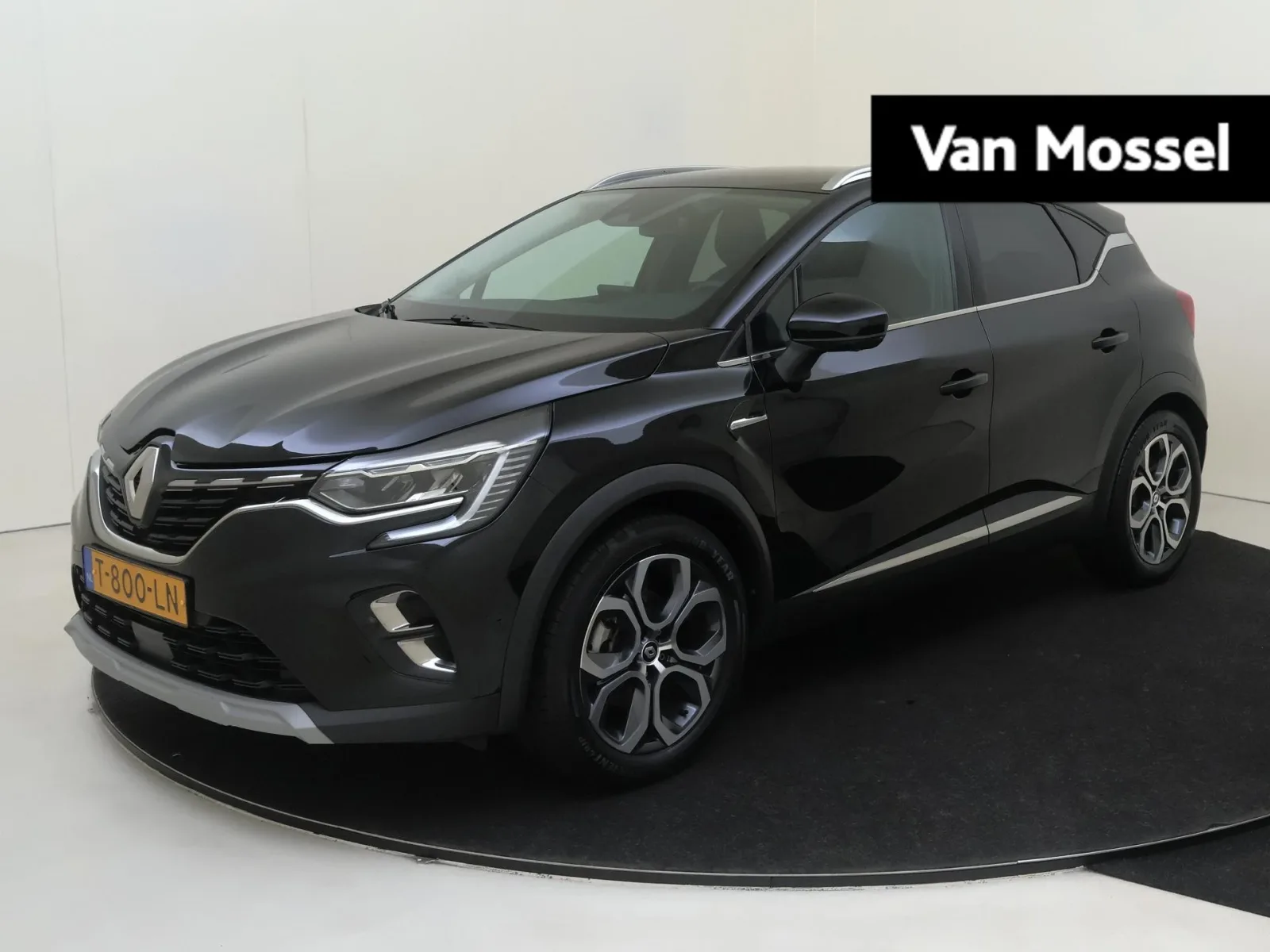 Renault Captur (2023) — foto 1