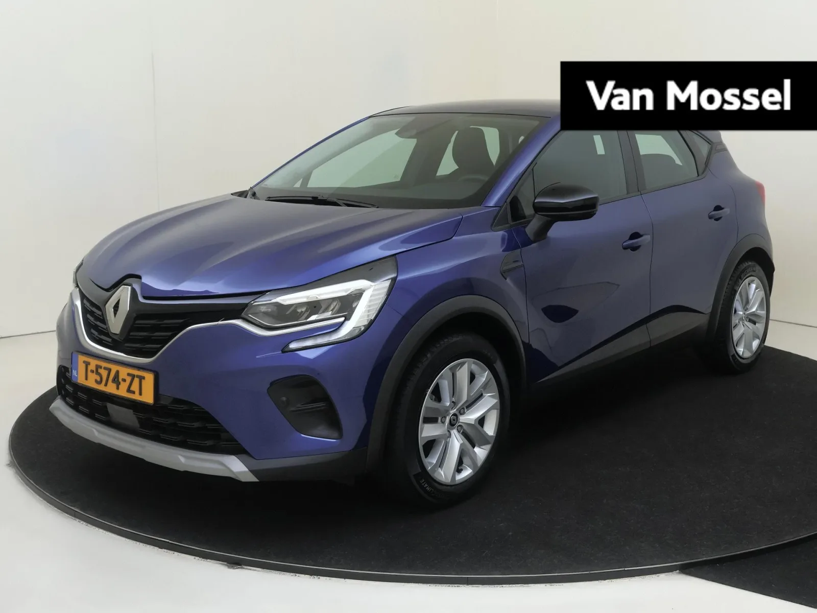 Renault Captur (2023) — foto 1