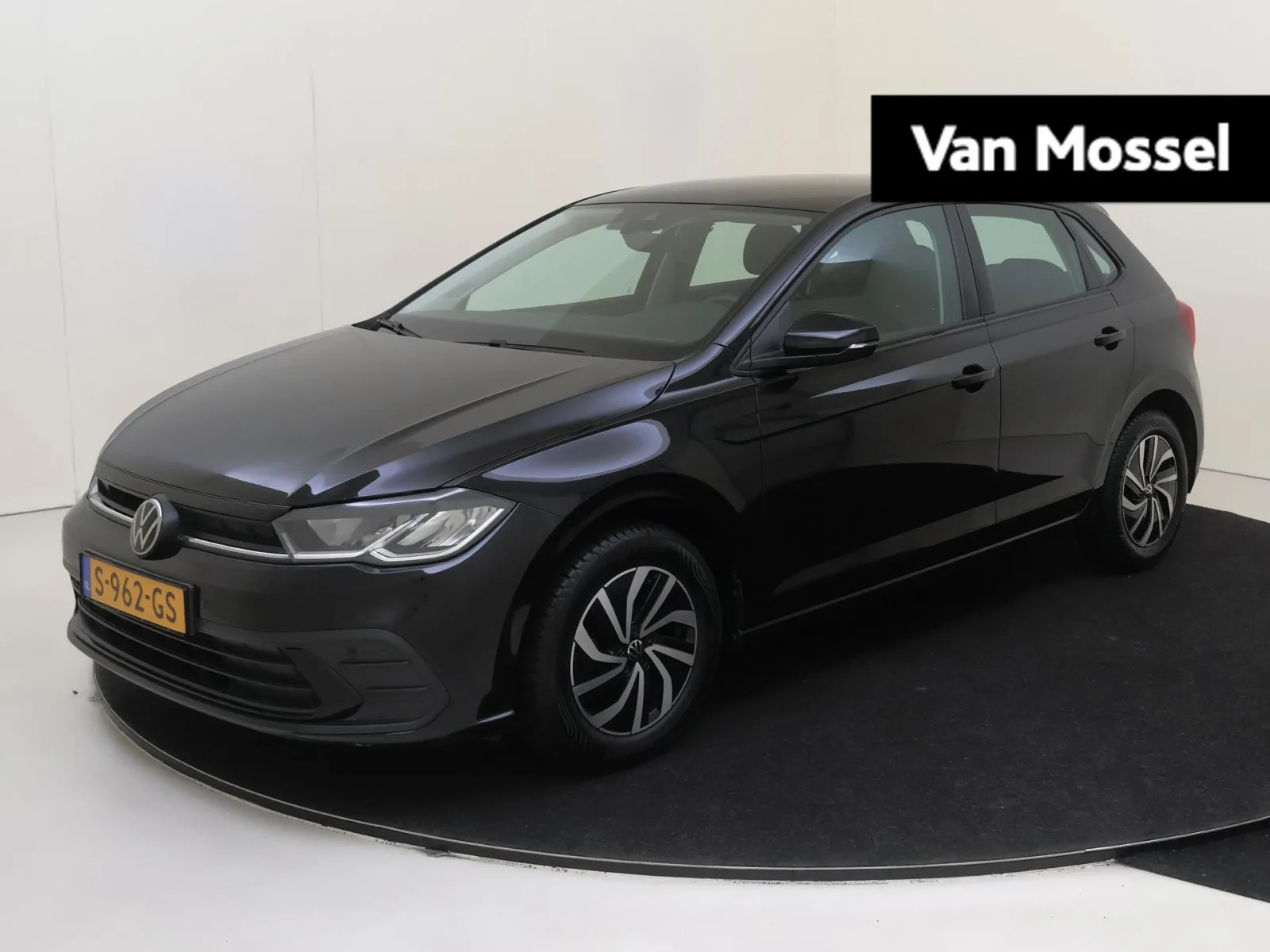 Volkswagen Polo (2023) — foto 1