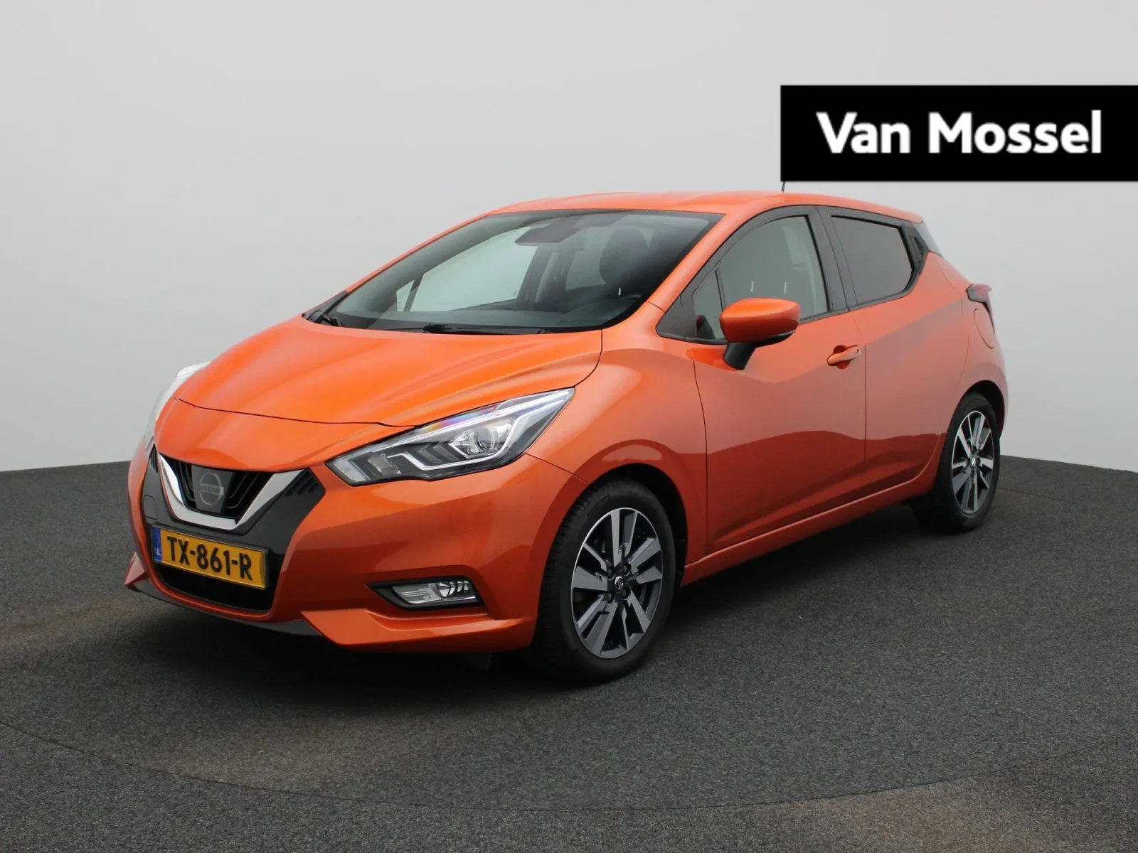 Nissan Micra (2018) — foto 1