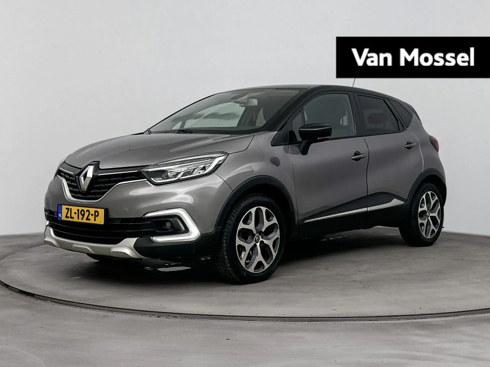Renault Captur (2018) — foto 1