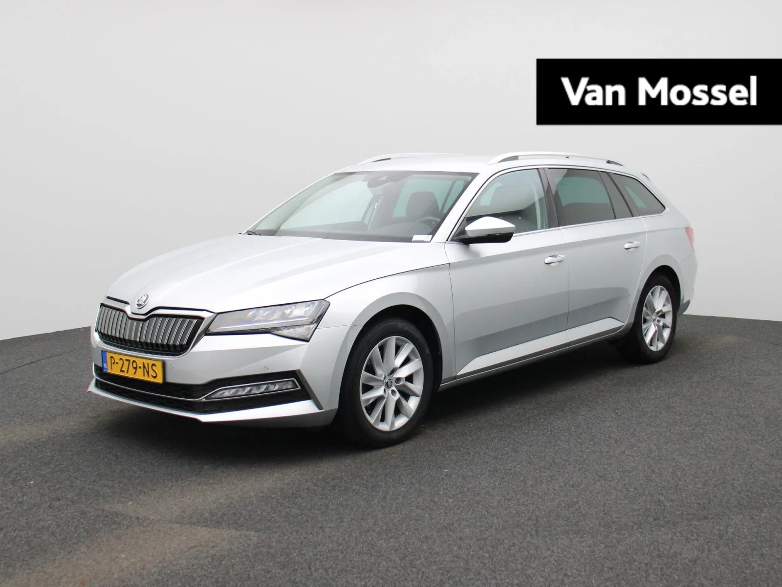 Škoda Superb (2021) — foto 1