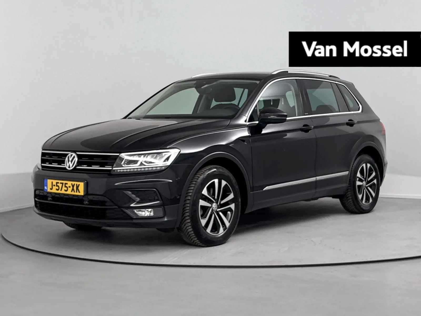 Volkswagen Tiguan (2019) — foto 1