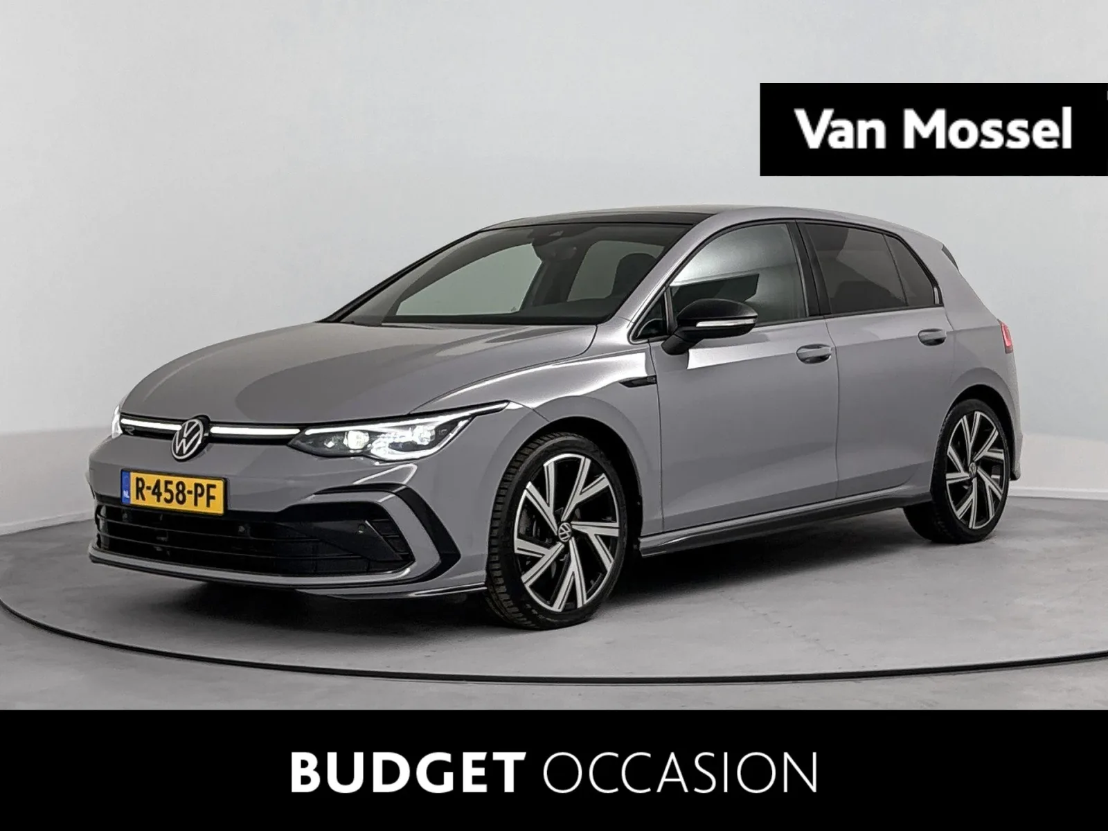 Volkswagen Golf (2022) — foto 1