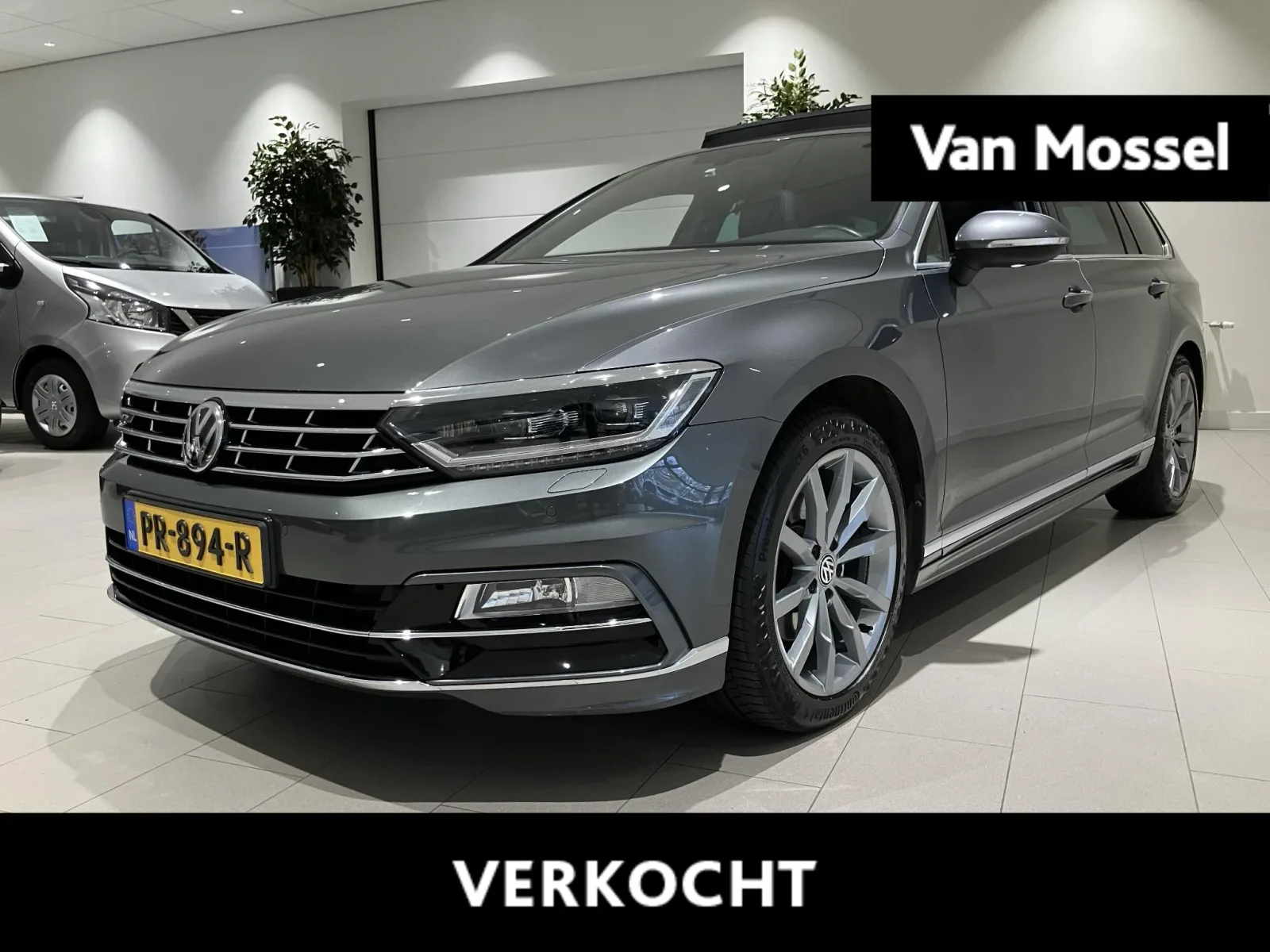 Volkswagen Passat (2017) — foto 1