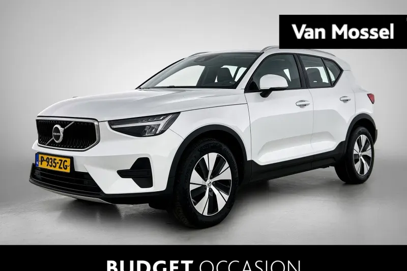 Volvo XC40 (2022)