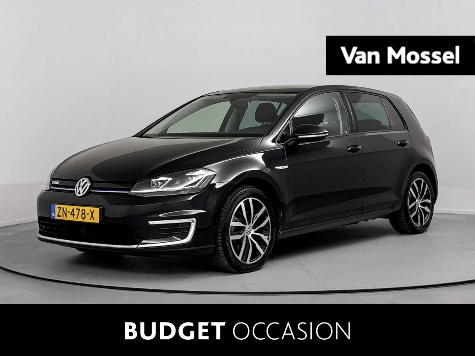 Volkswagen e-Golf (2019) — foto 1