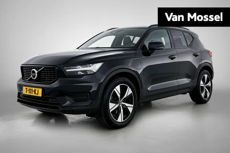 Volvo XC40 (2022)