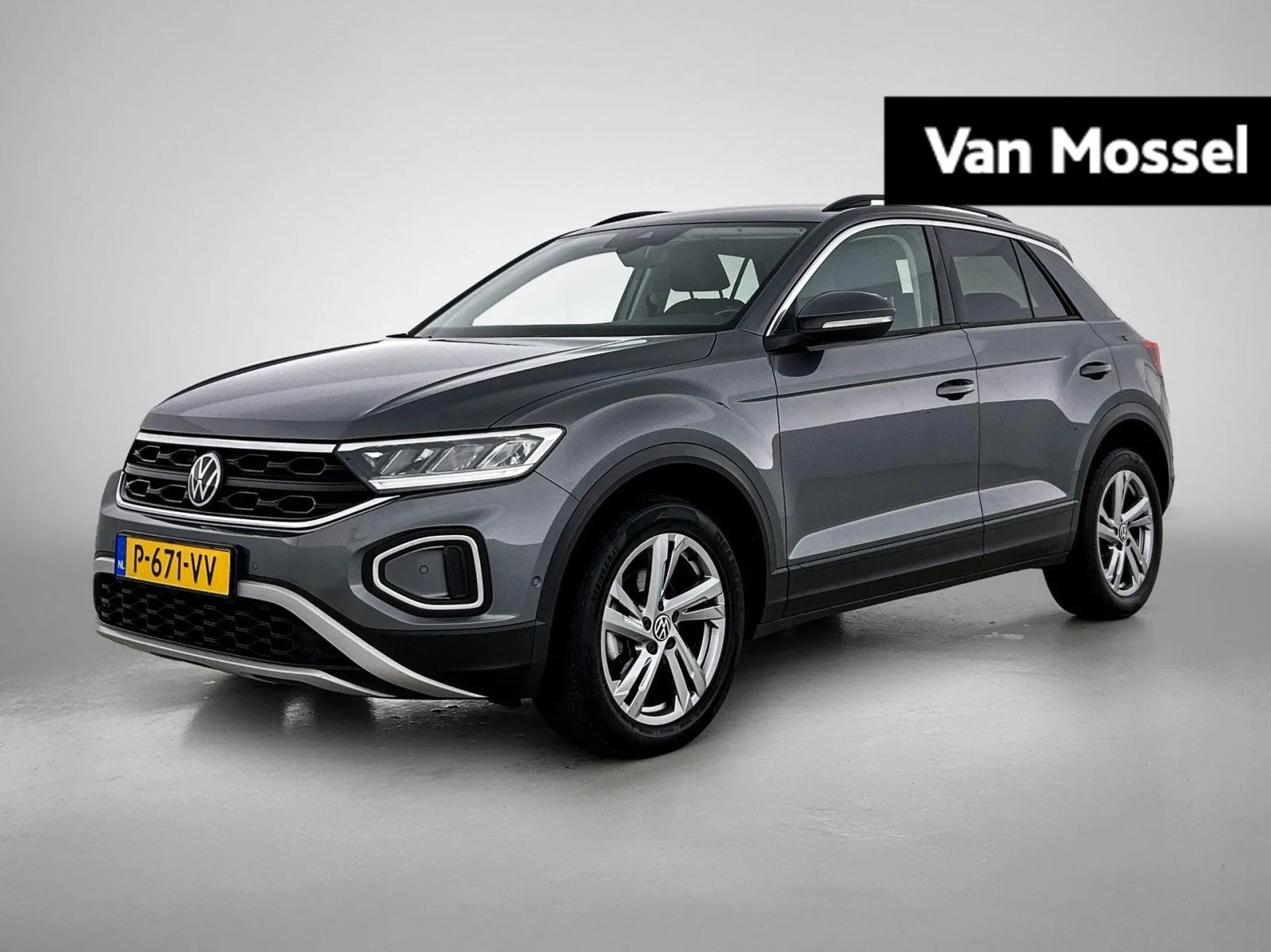 Volkswagen T-Roc (2022) — foto 1