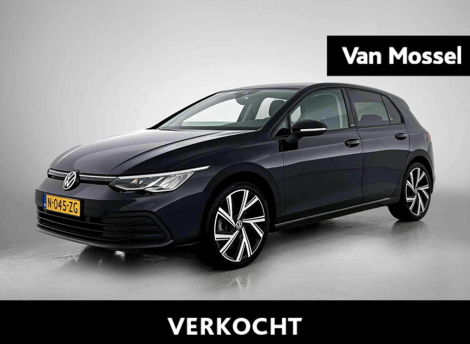 Volkswagen Golf (2021) — foto 1