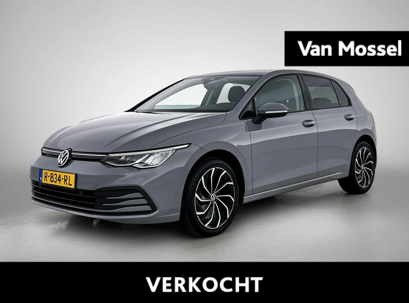 Volkswagen Golf (2022) — foto 1
