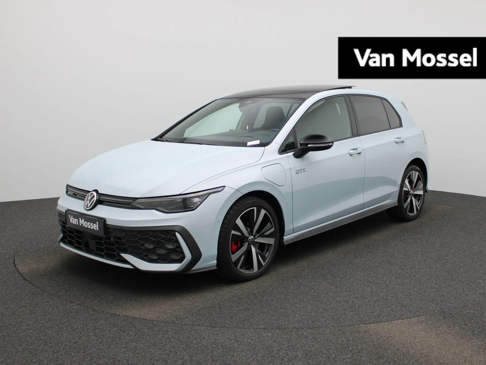 Volkswagen Golf (2025) — foto 1