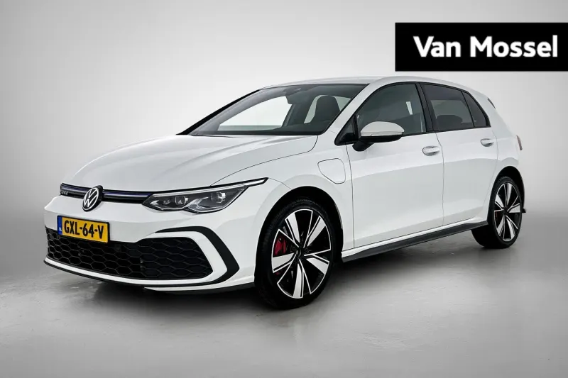 Volkswagen Golf (2021)