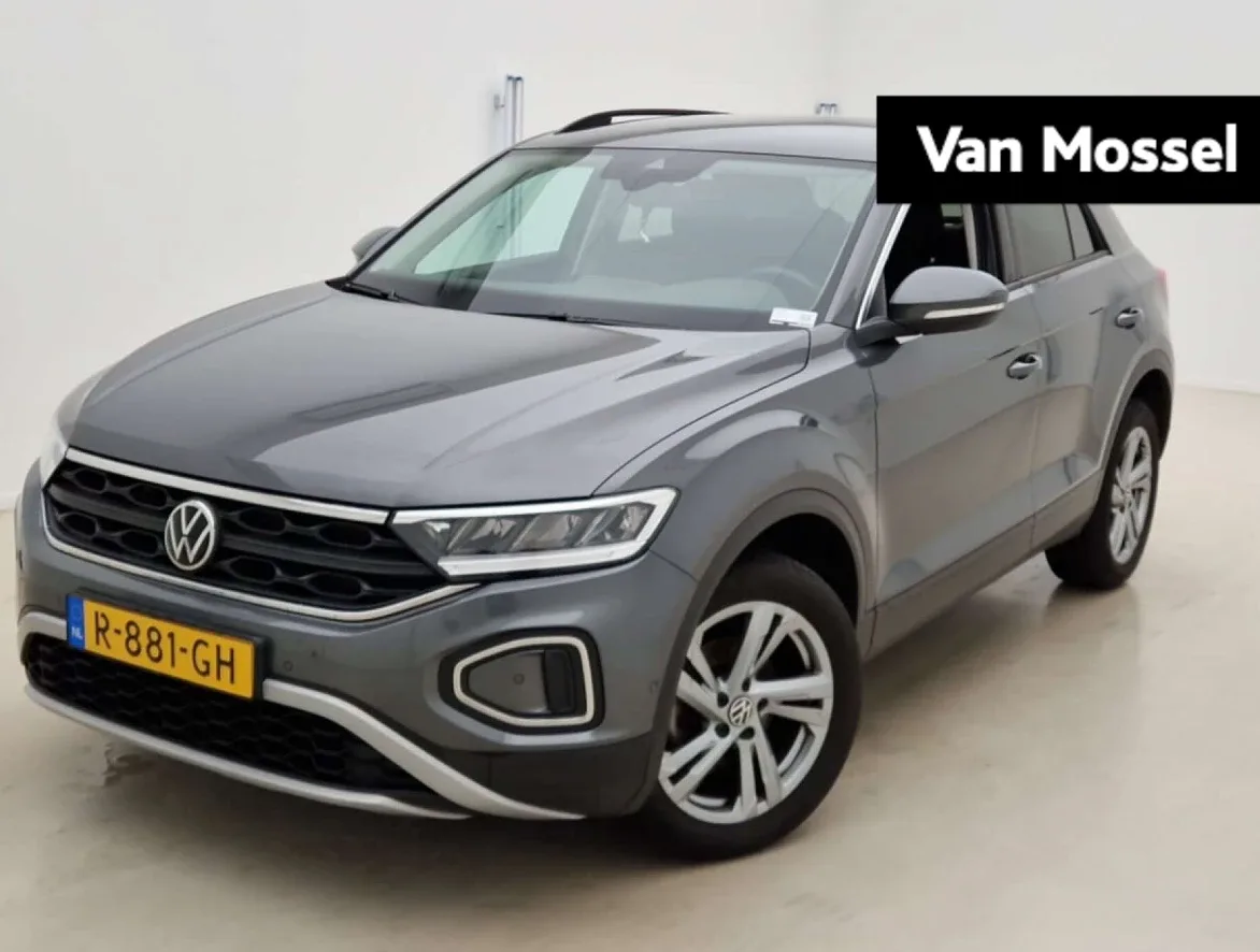Volkswagen T-Roc (2022) — foto 1