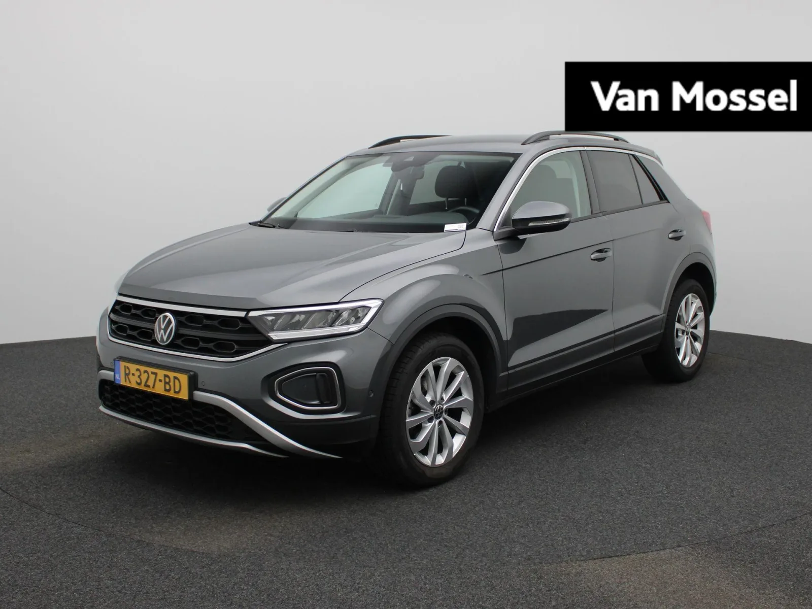Volkswagen T-Roc (2022) — foto 1