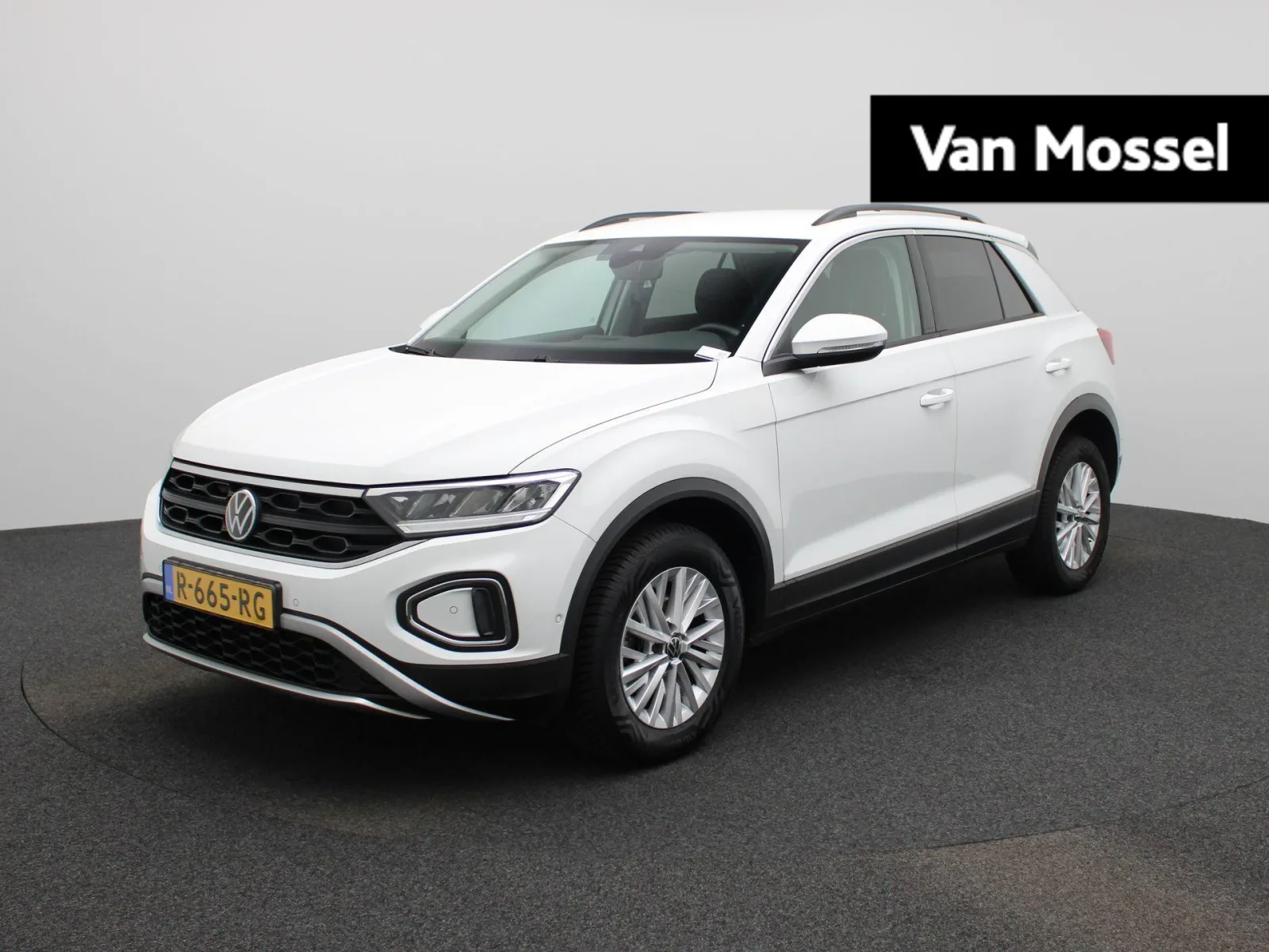 Volkswagen T-Roc (2022) — foto 1