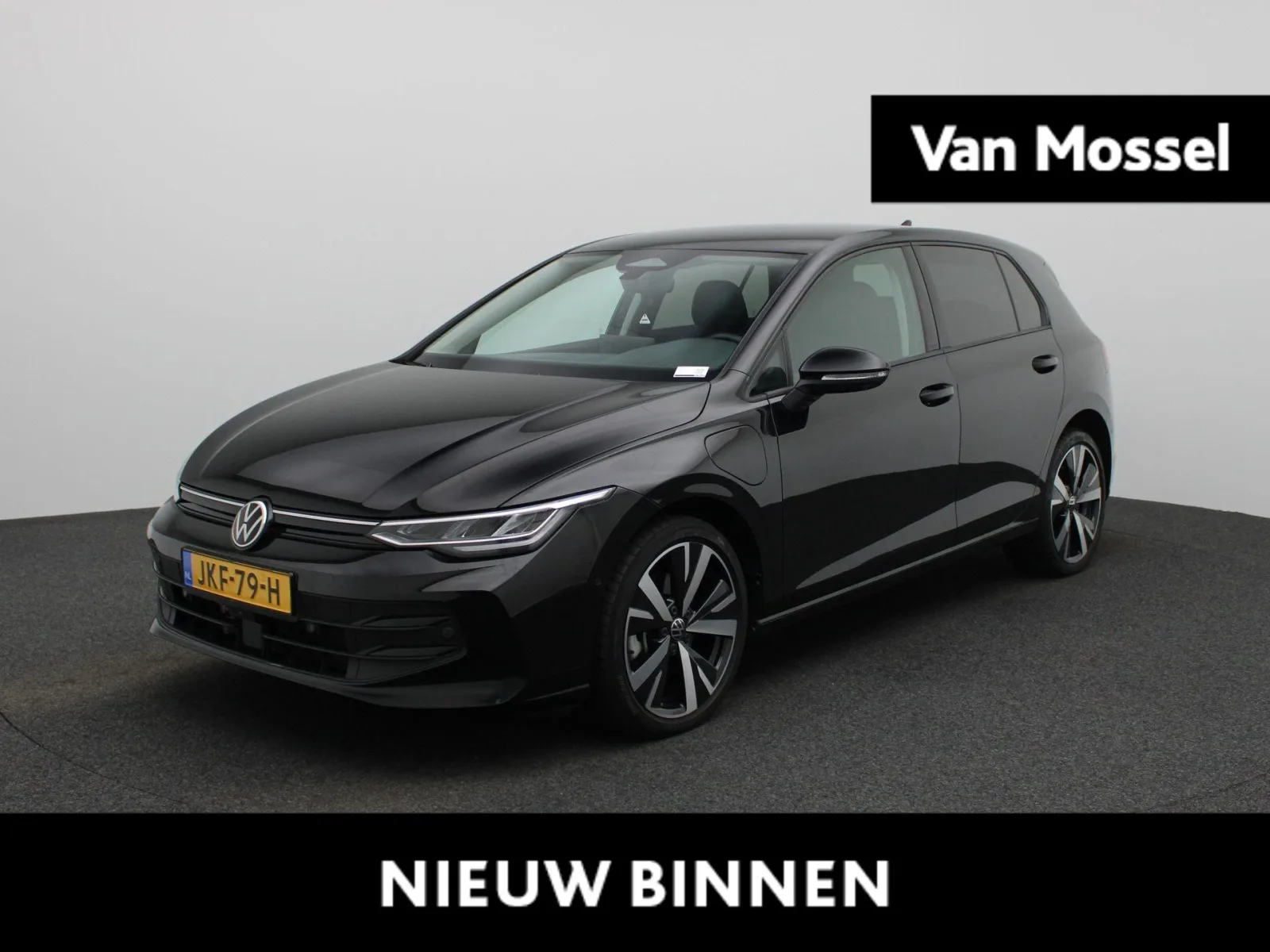 Volkswagen Golf (2025) — foto 1