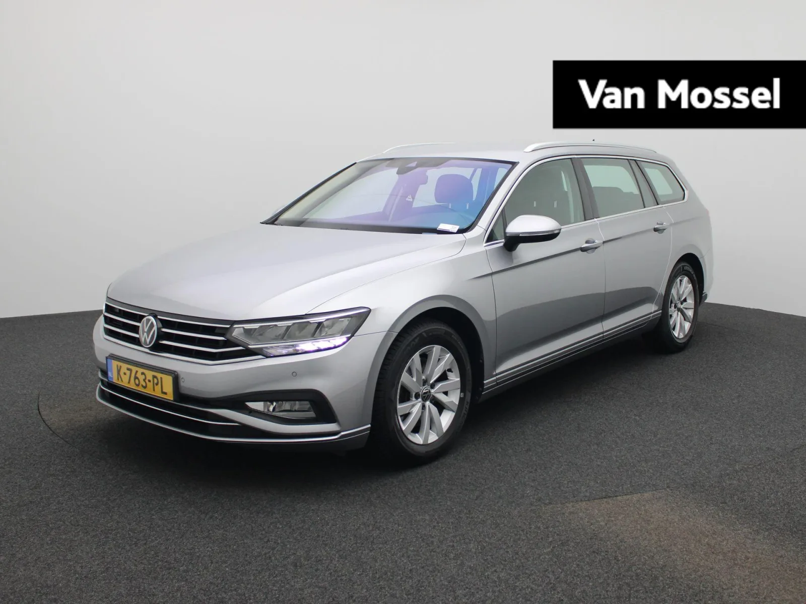 Volkswagen Passat (2021) — foto 1
