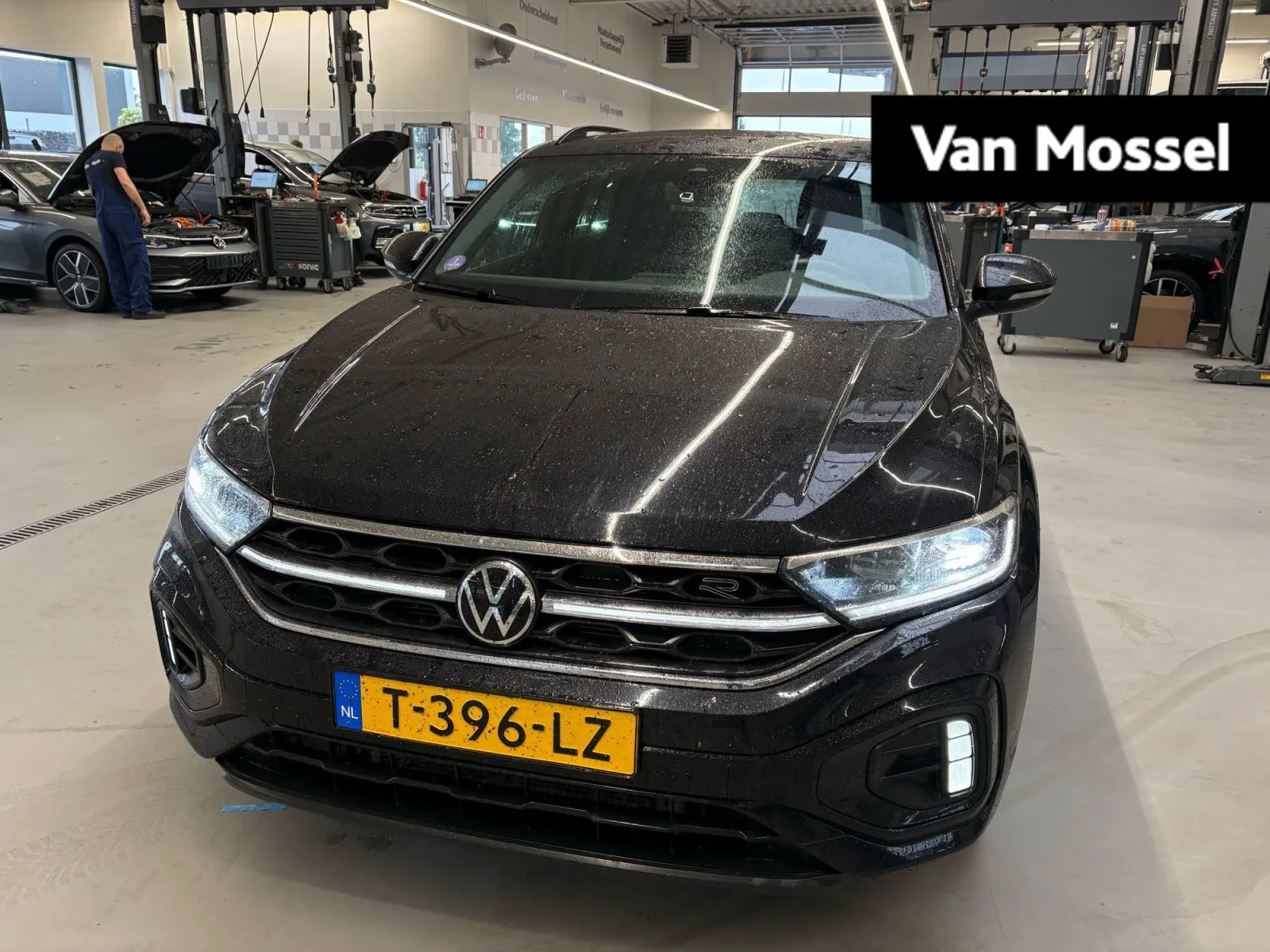 Volkswagen T-Roc (2022) — foto 1