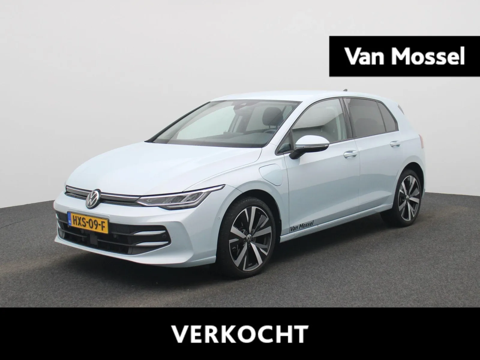Volkswagen Golf (2025) — foto 1