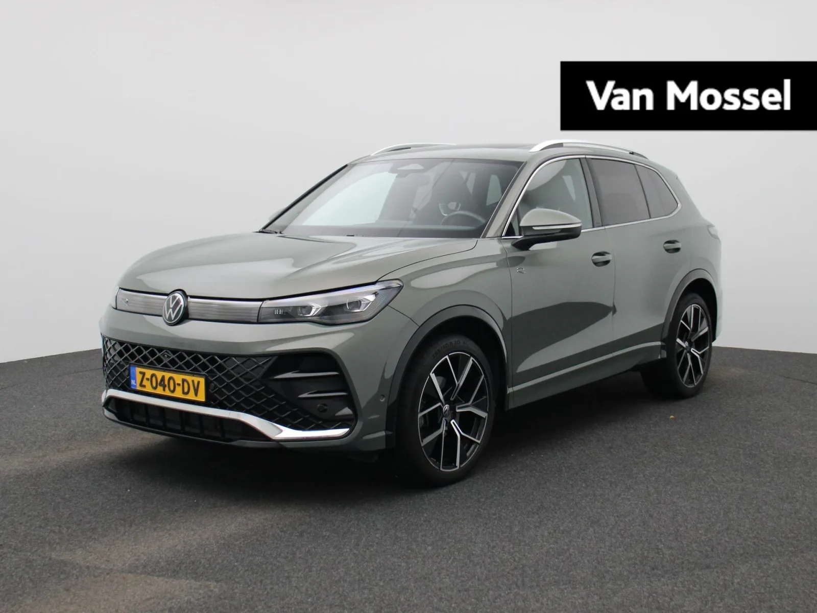 Volkswagen Tiguan (2024) — foto 1