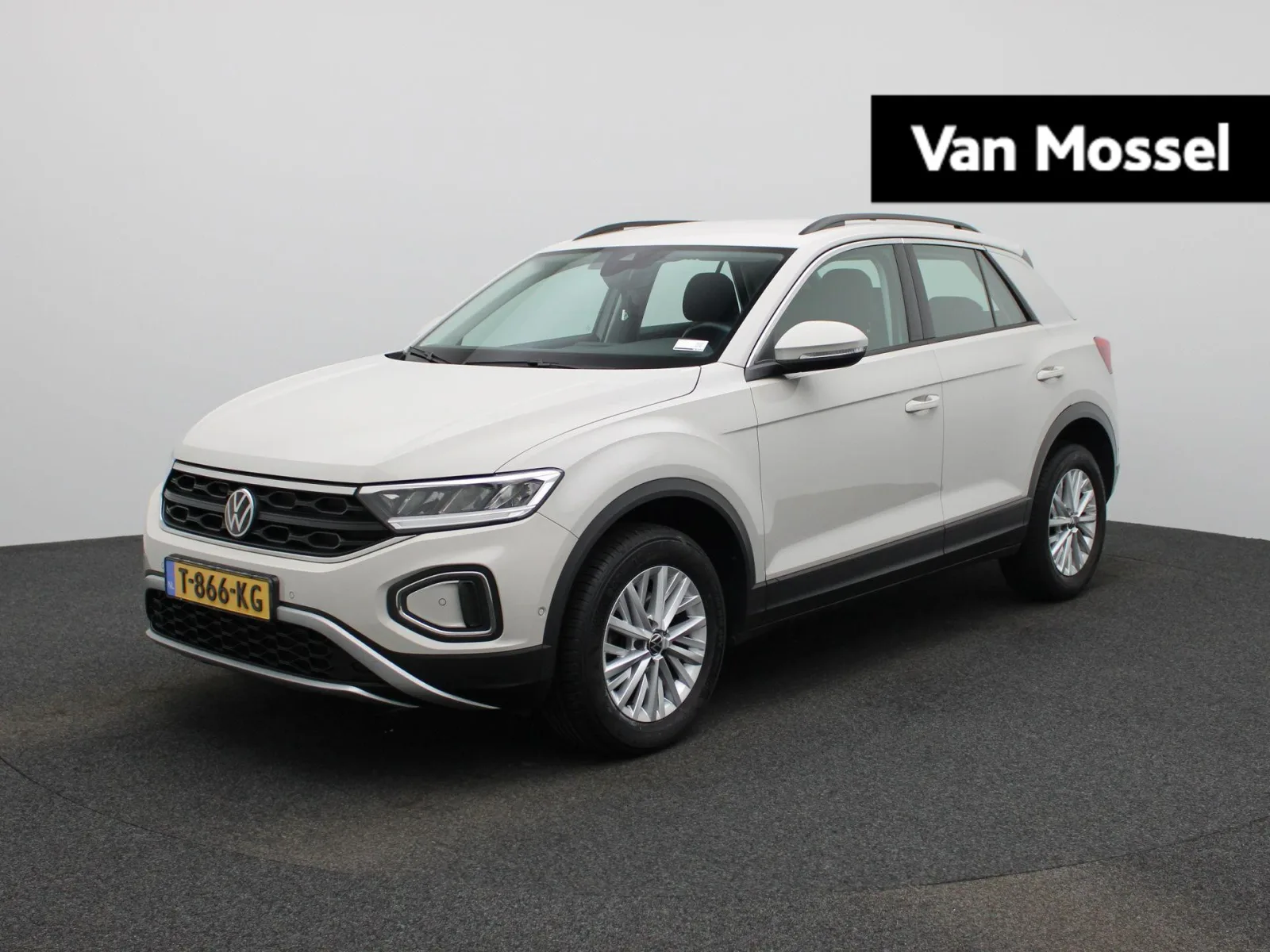 Volkswagen T-Roc (2023) — foto 1