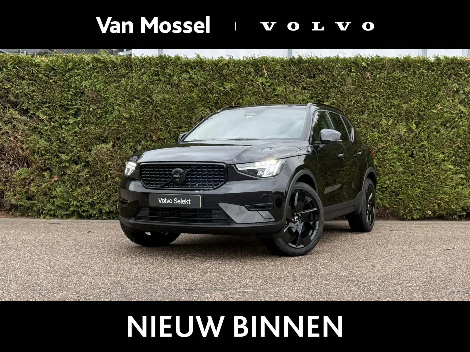 Volvo XC40 (2026) — foto 1