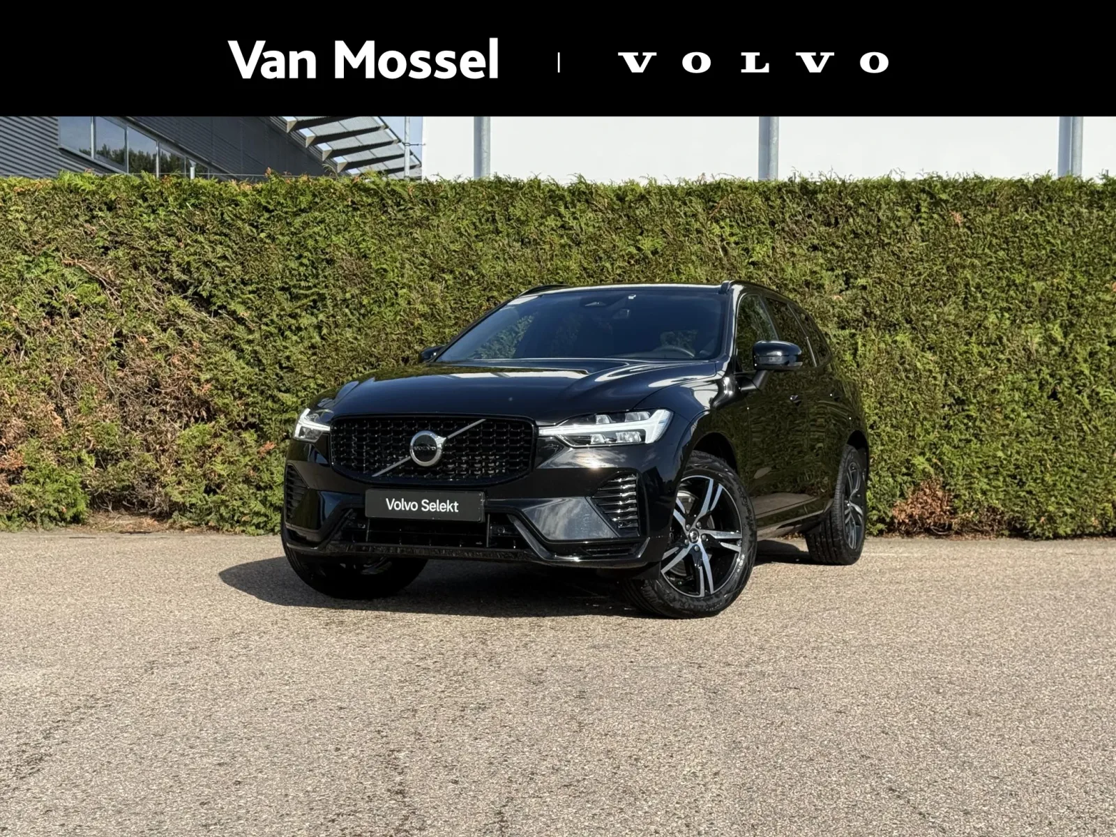 Volvo XC60 (2022) — foto 1