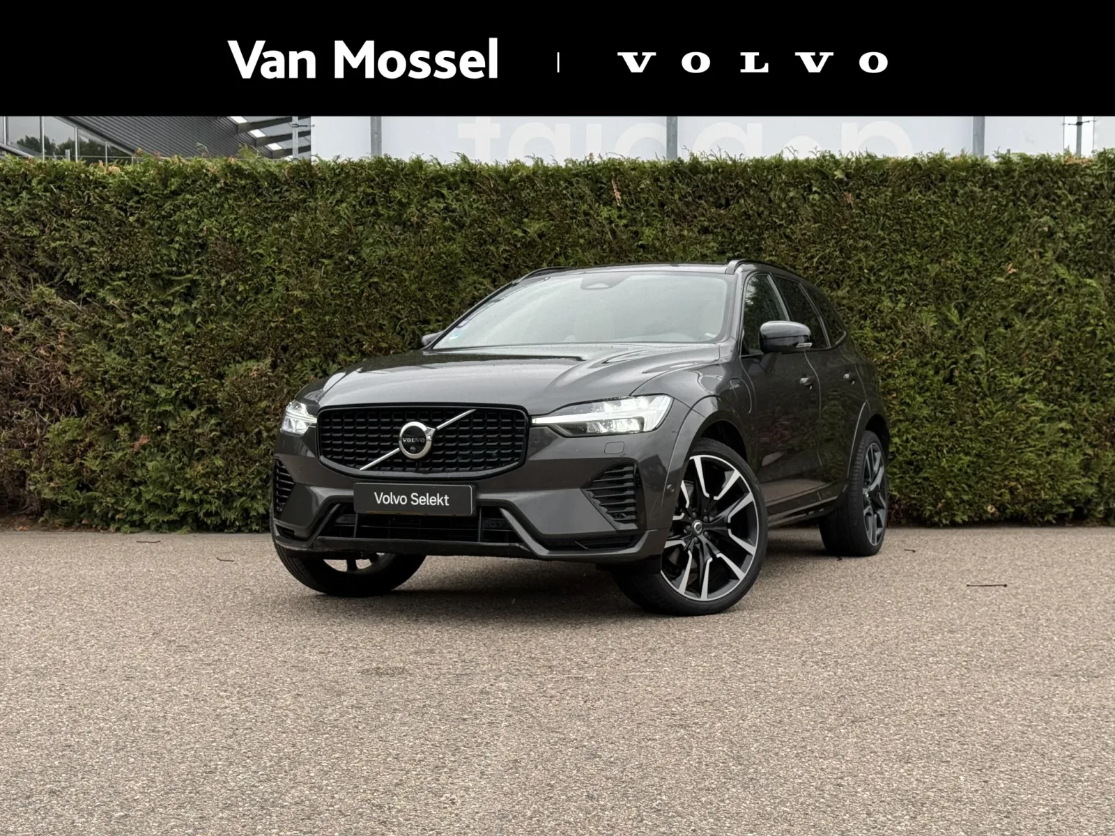 Volvo XC60 (2023) — foto 1