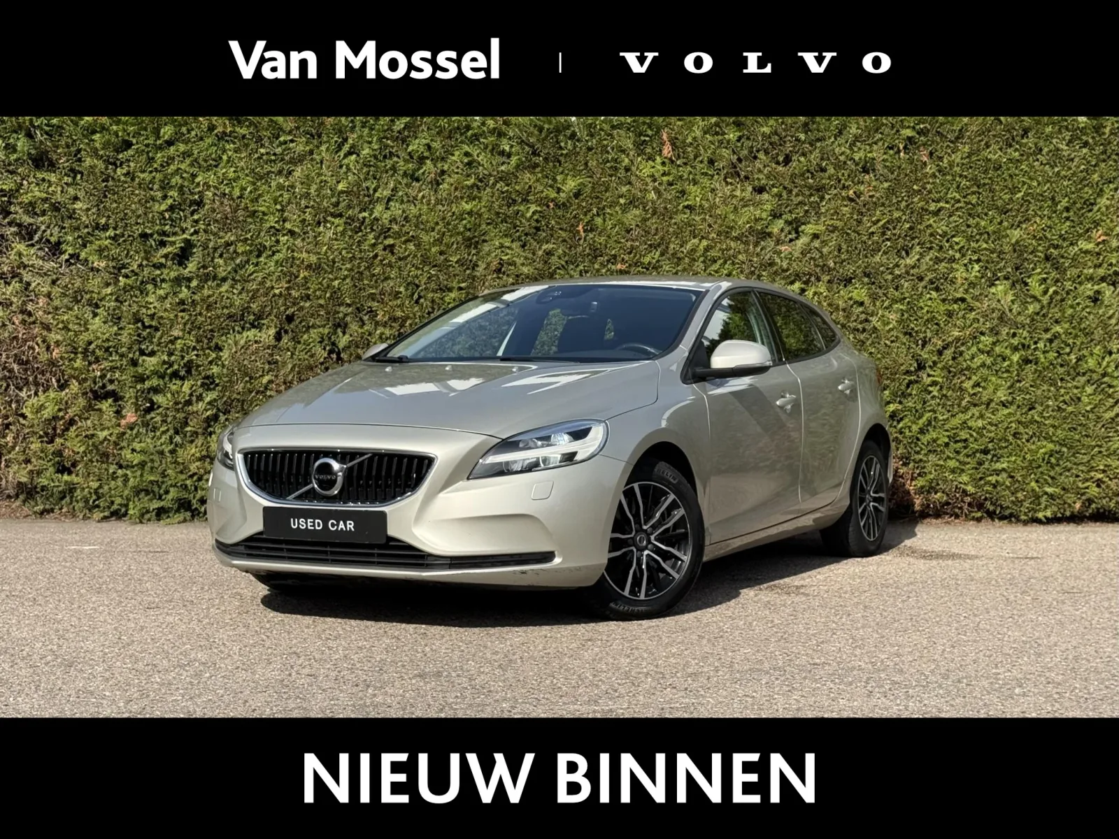 Volvo V40 (2017) — foto 1