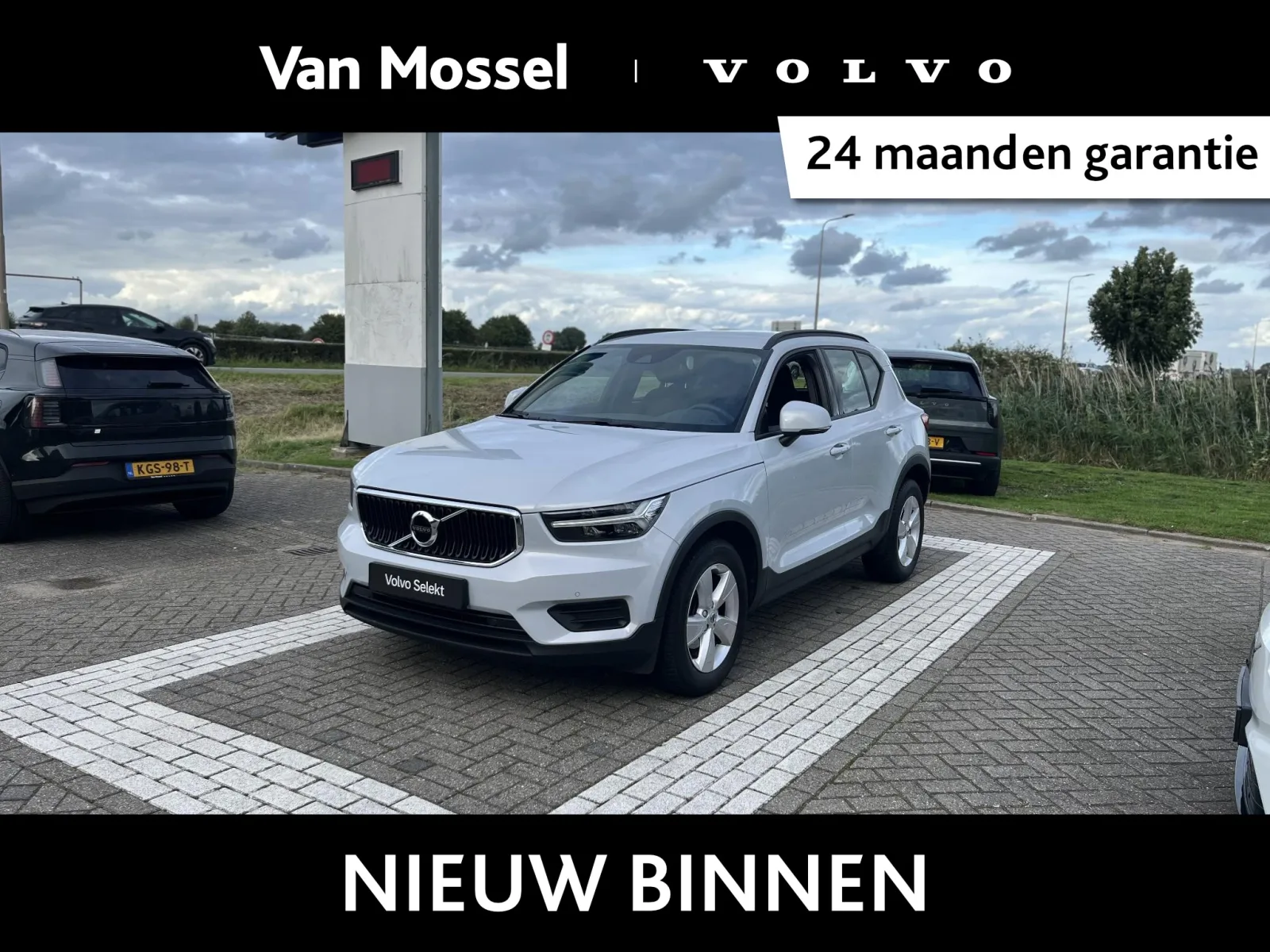 Volvo XC40 (2022) — foto 1