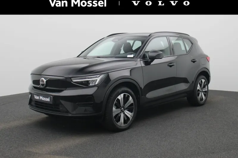 Volvo XC40 (2023)