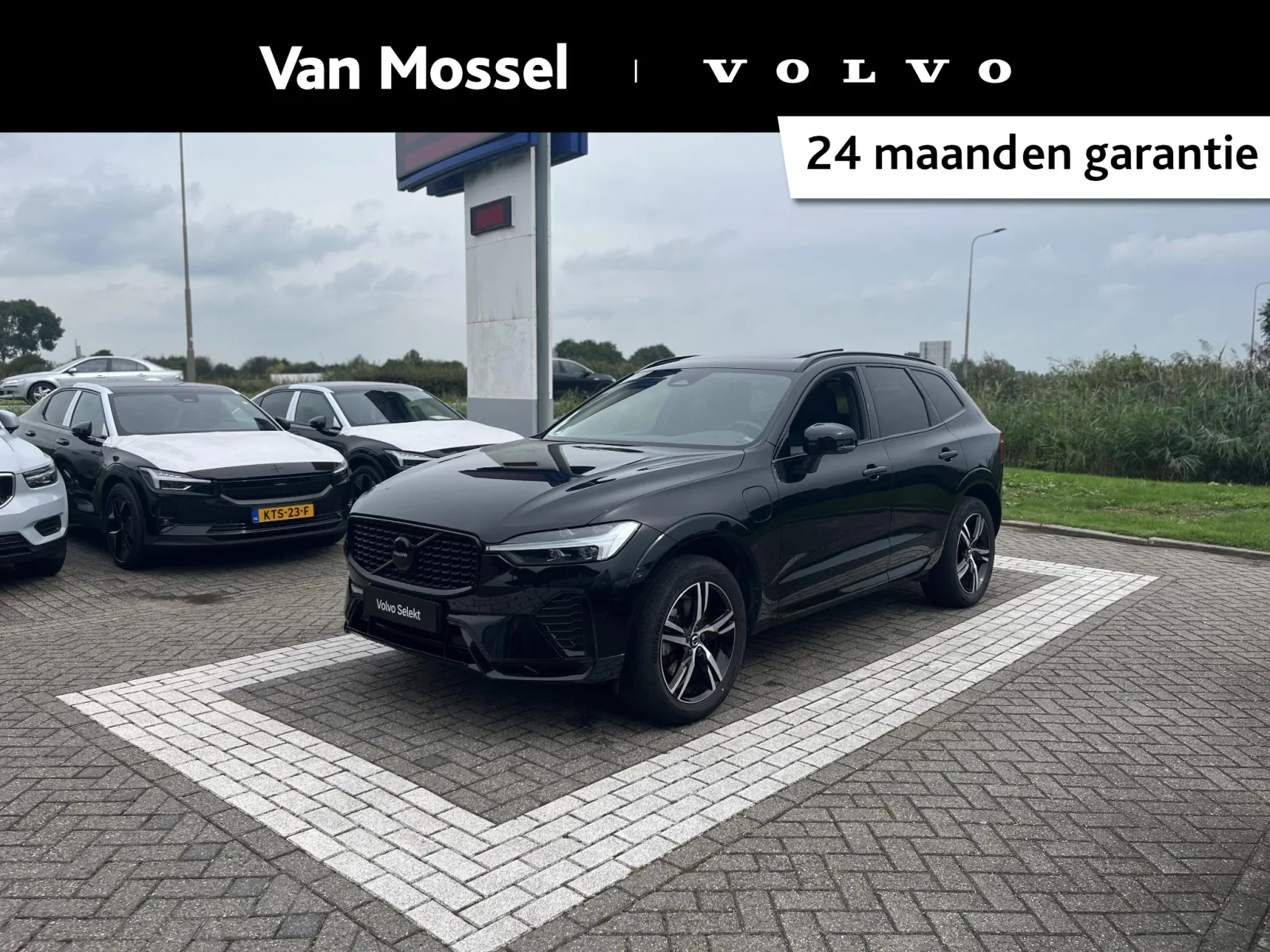 Volvo XC60 (2022) — foto 1