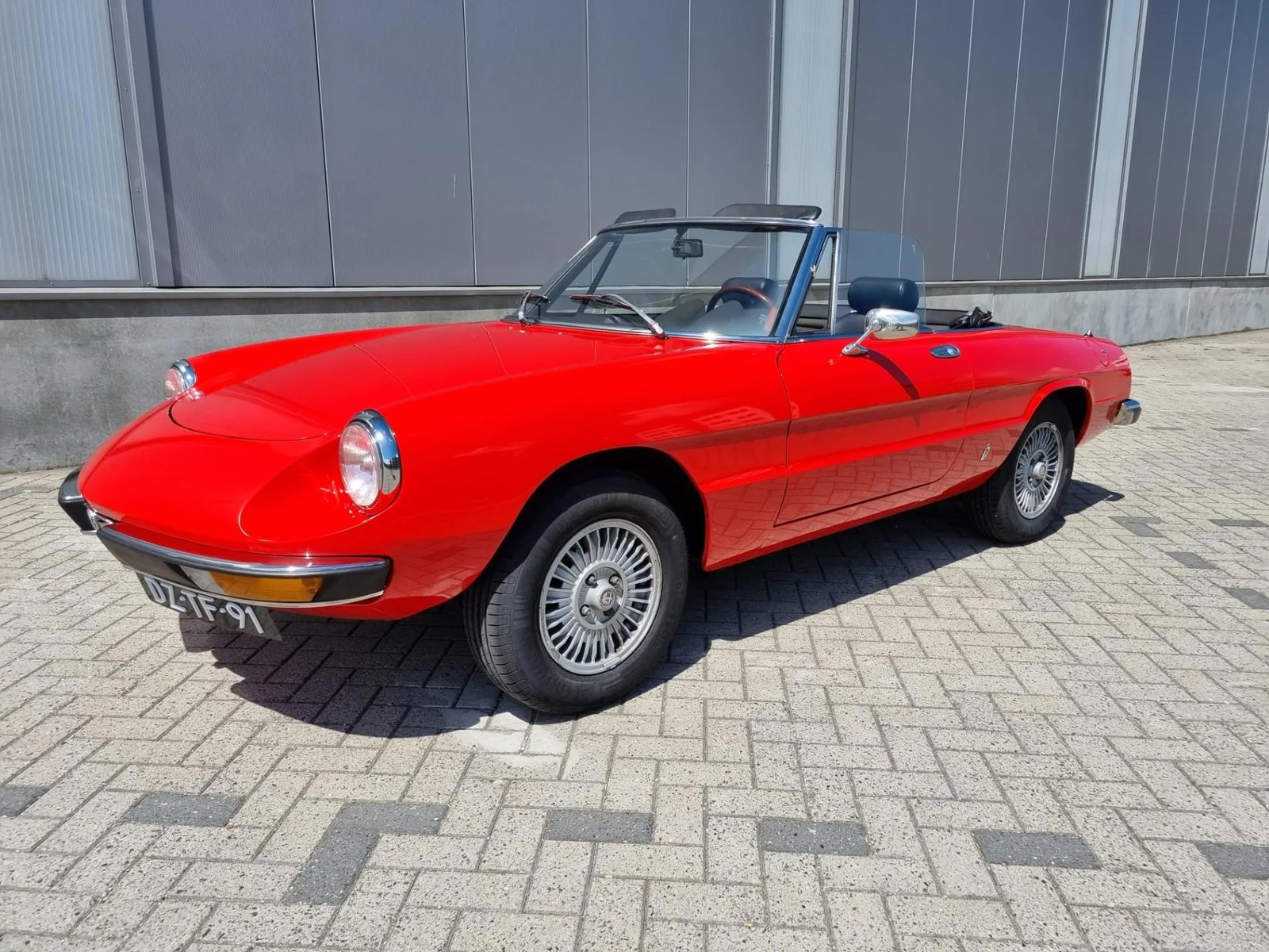 Alfa Romeo Spider (1978) — foto 1