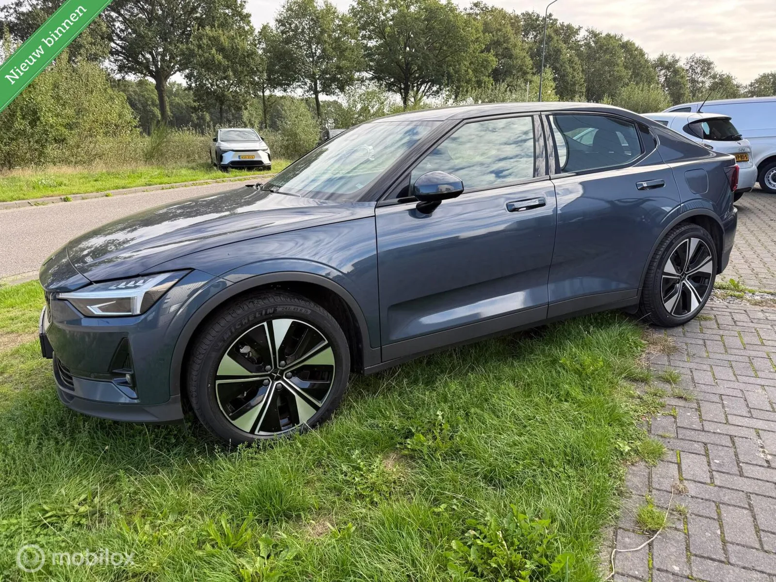 Polestar 2 (2023) — foto 1