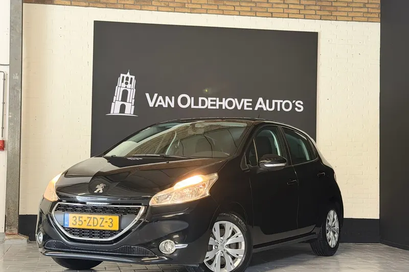 Peugeot 208 (2012)