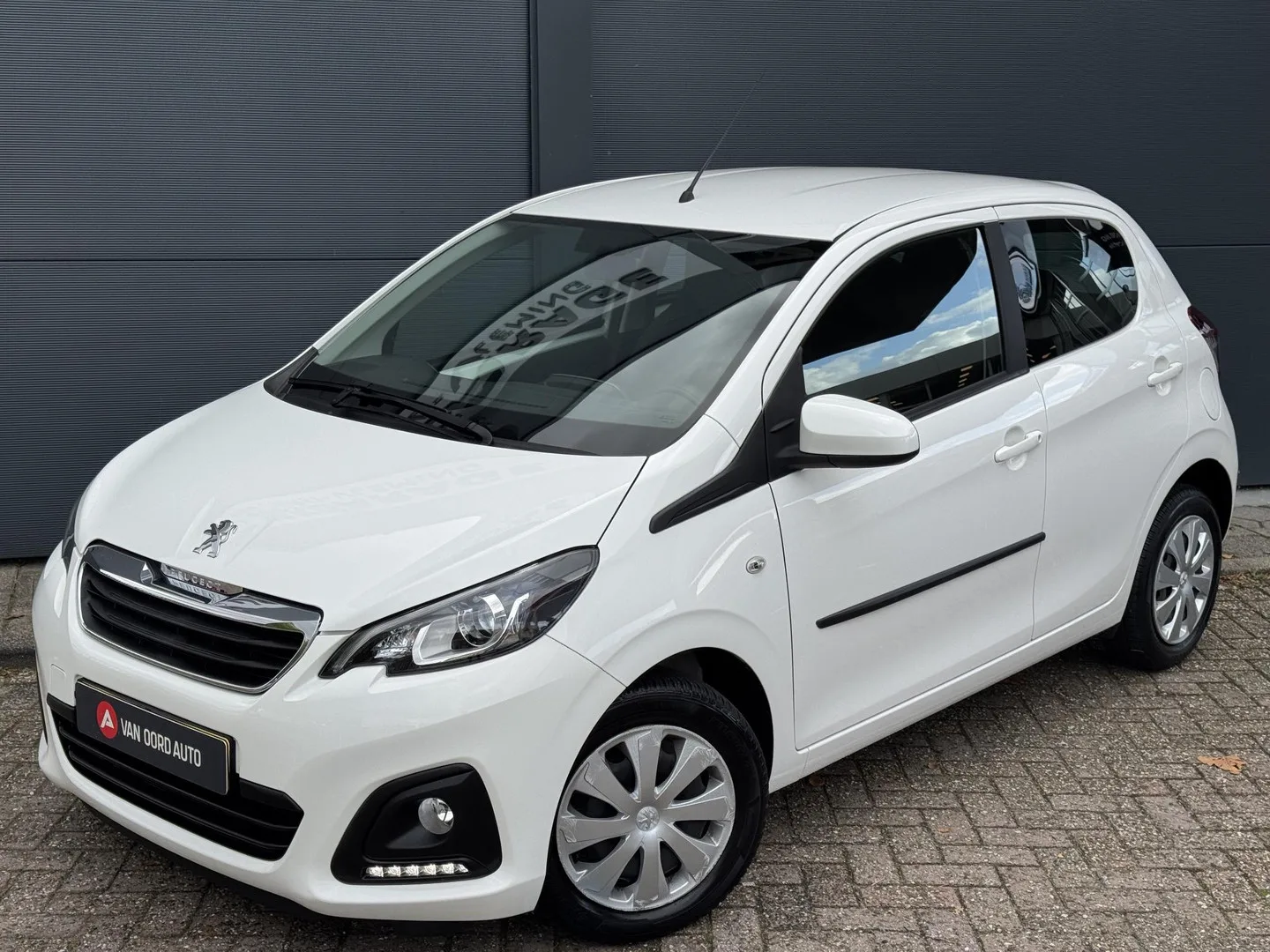 Peugeot 108 (2021) — foto 1