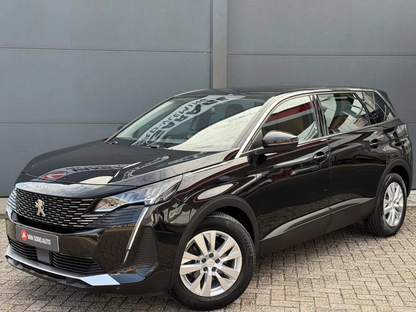 Peugeot 5008 (2021) — foto 1