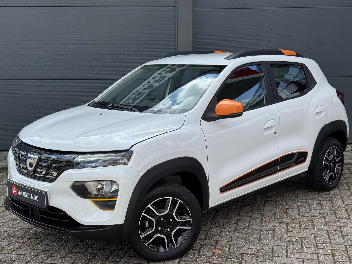 Dacia Spring (2022) — foto 1
