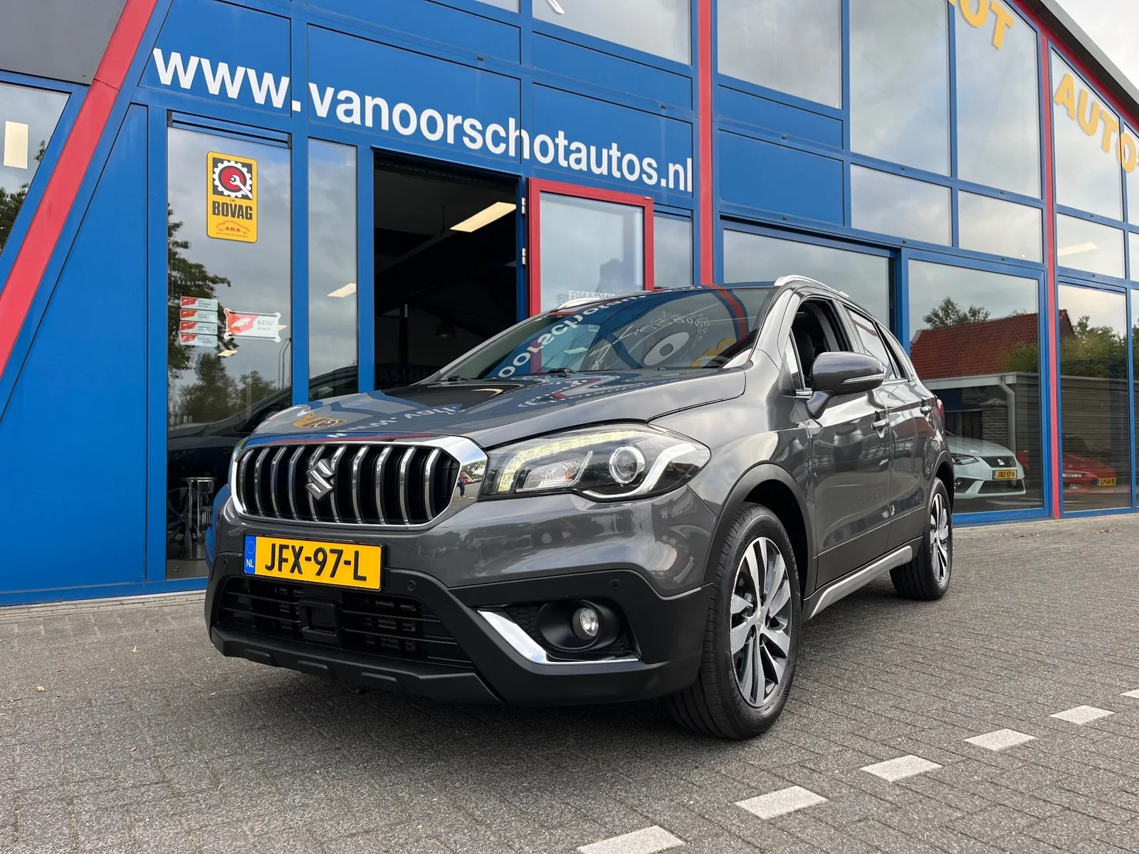 Suzuki SX4 S-Cross (2016) — foto 1