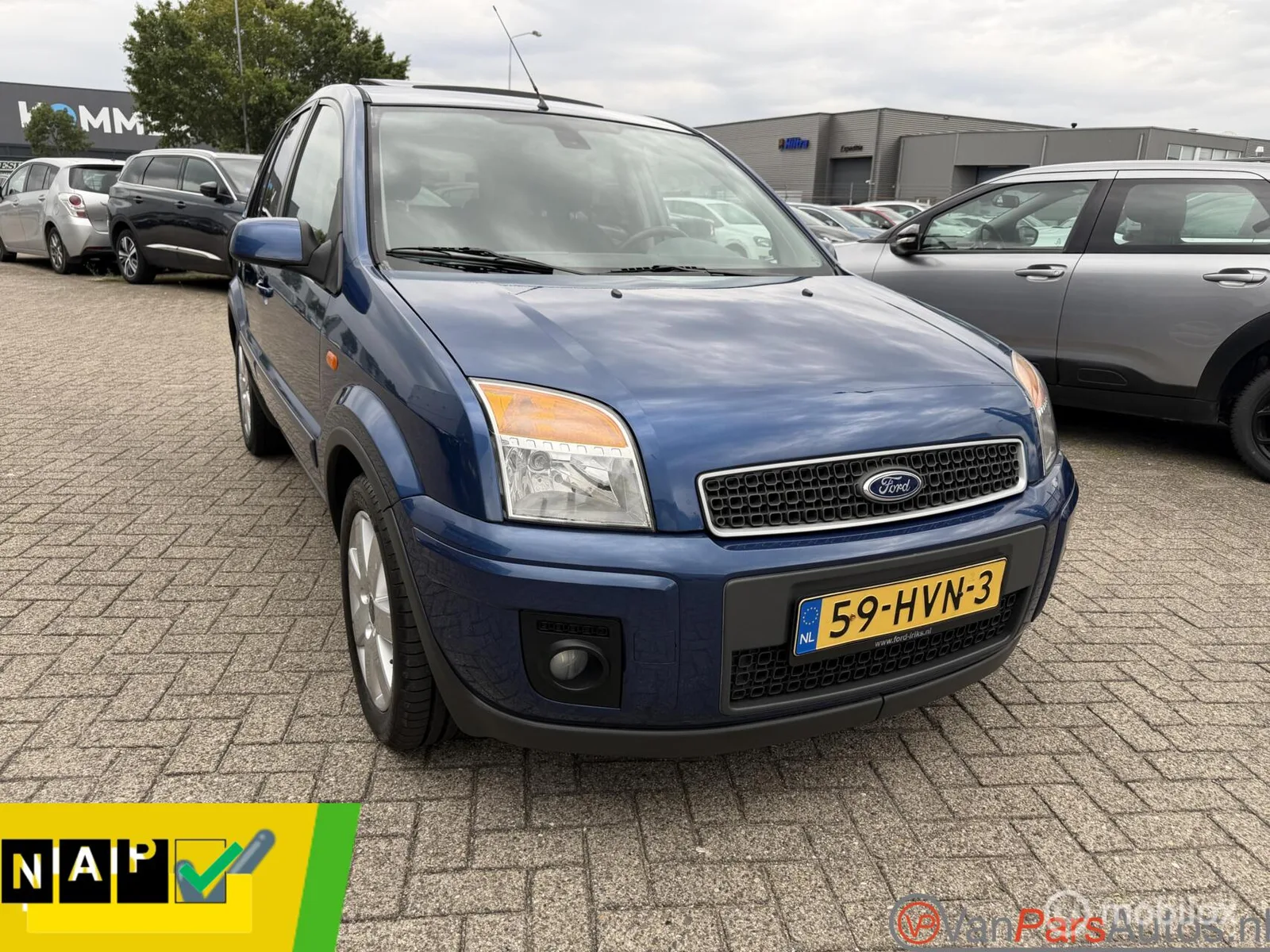 Ford Fusion (2009) — foto 1