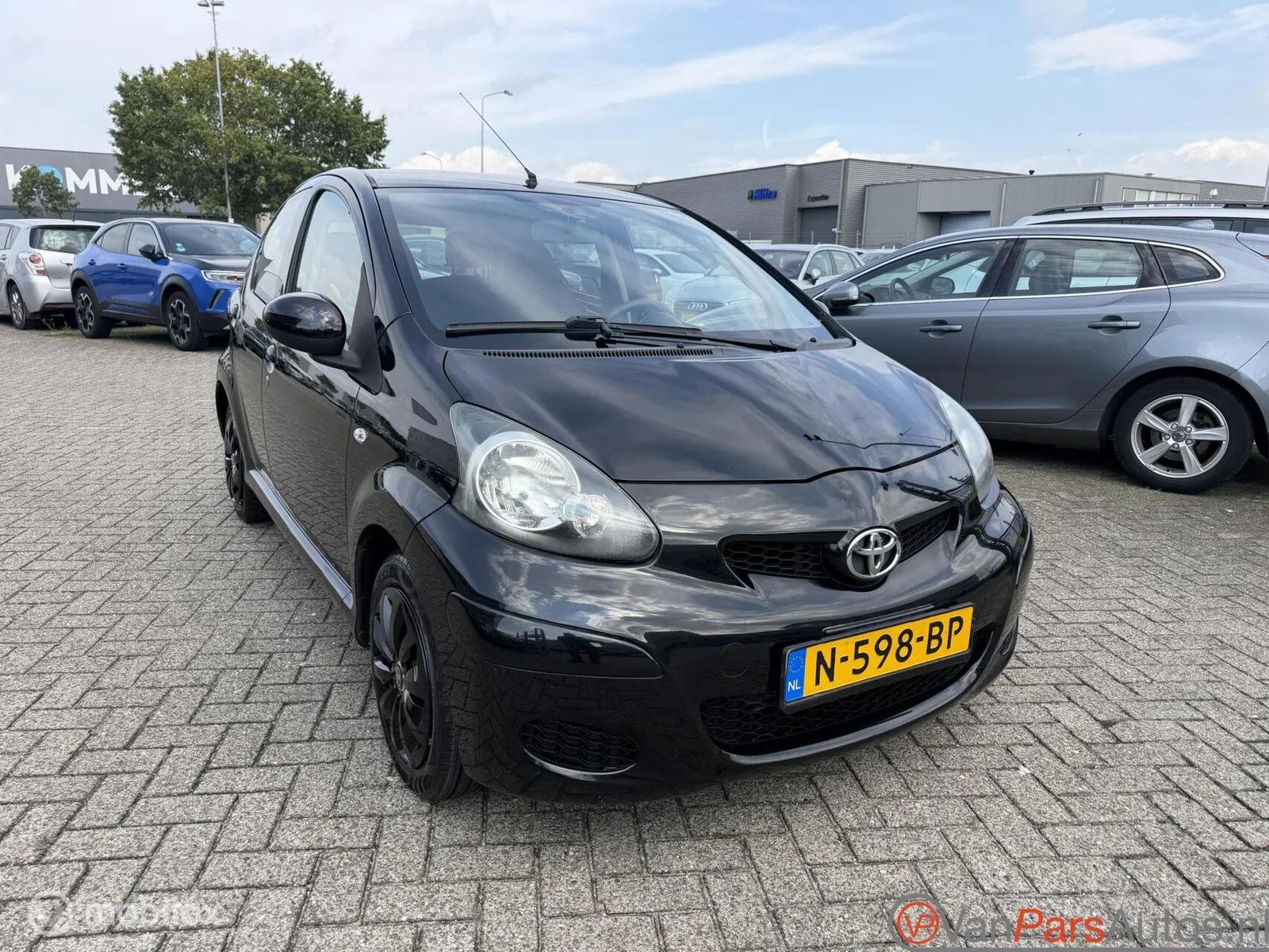 Toyota Aygo (2010) — foto 1