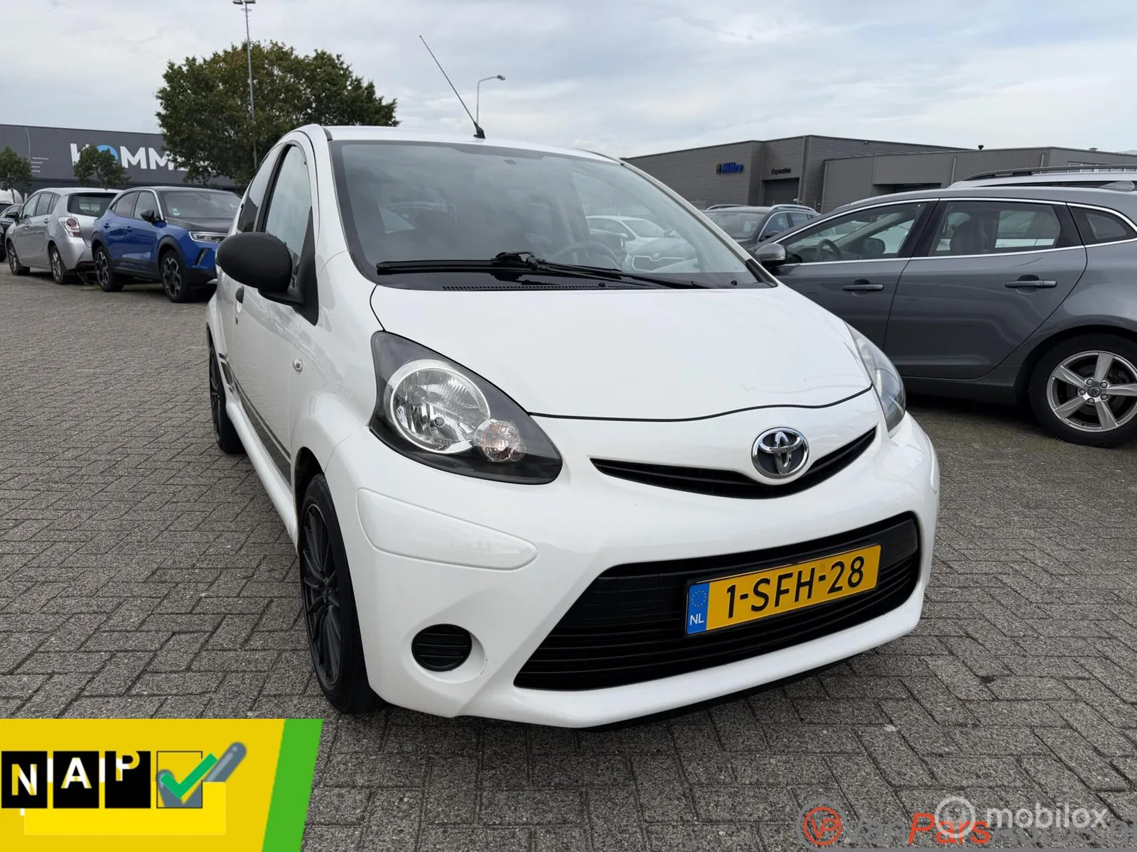 Toyota Aygo (2013) — foto 1