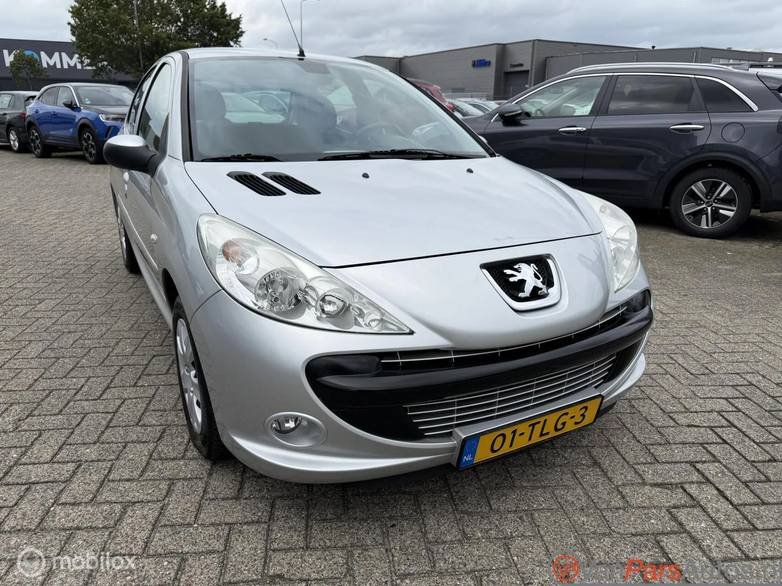 Peugeot 206 (2012) — foto 1